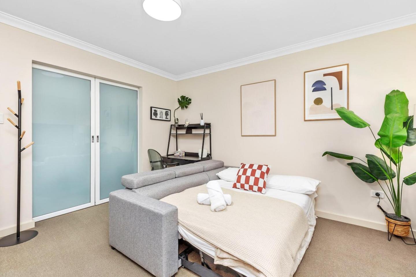 Stylish 1bdrm Heart 2 Mins River Pangsapuri Perth
