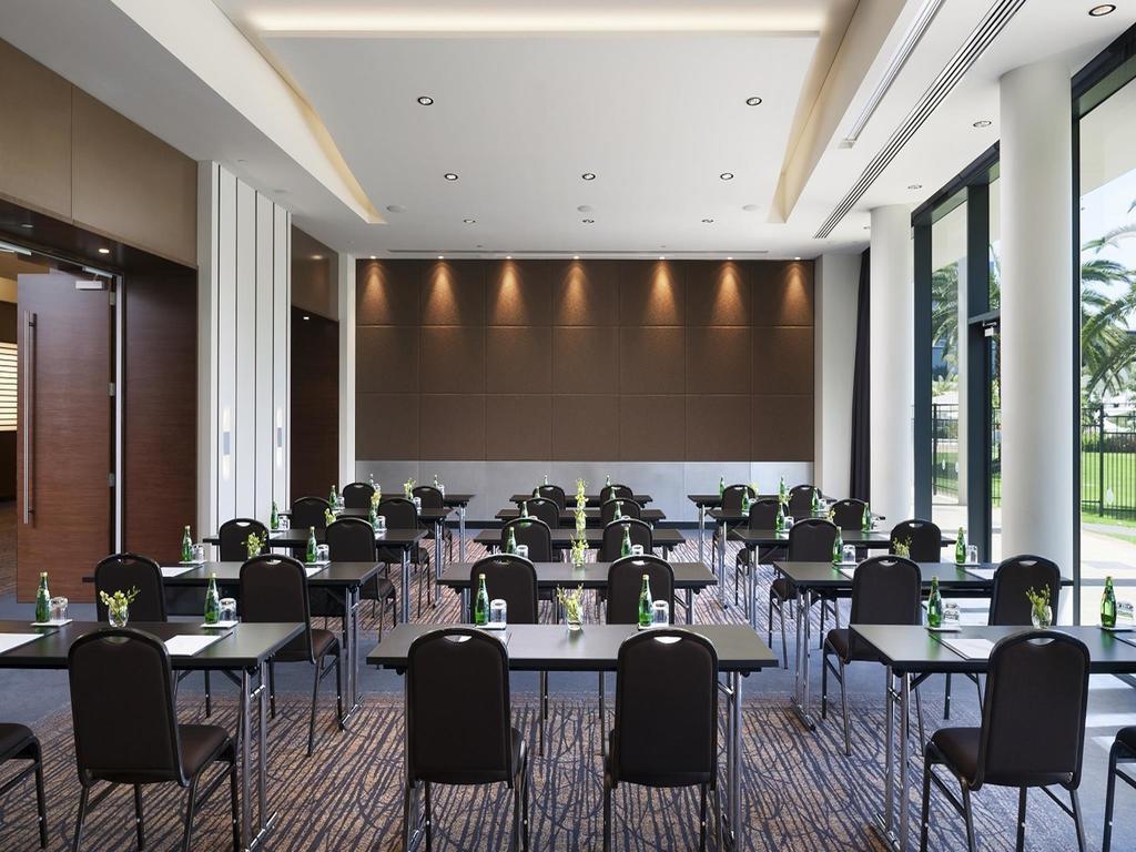 Crown Promenade Hotel Perth