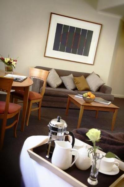 Aparthotel Citadines St Georges Terrace 4*