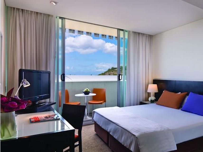 Adina 4* Perth