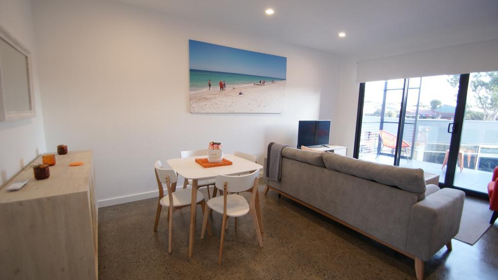 Sunset Place *