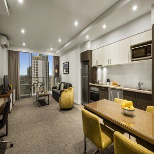 Quest East Aparthotel 4*