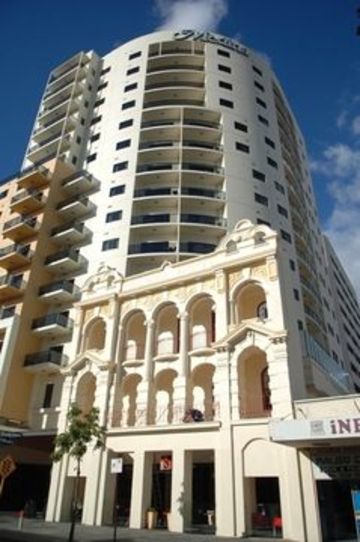 Hotel Medina Executive Barrack Plaza 4*