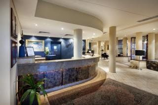 Esplanade River Hotel