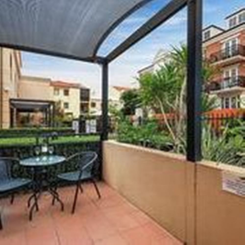 Aparthotel Western Northbridge 4*