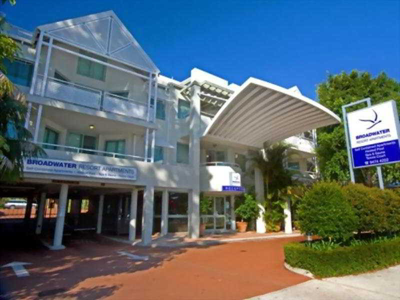 Aparthotel Broadwater 4*