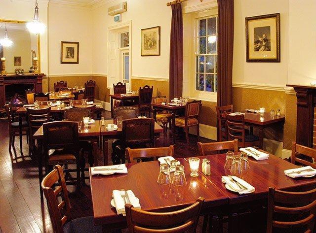 Hotel Rose & Crown Perth