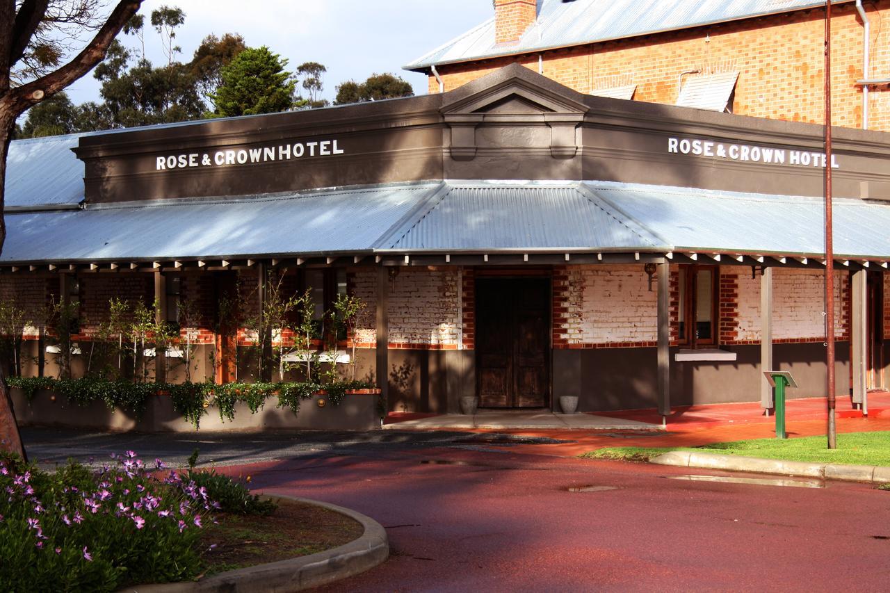 Hotel Rose & Crown