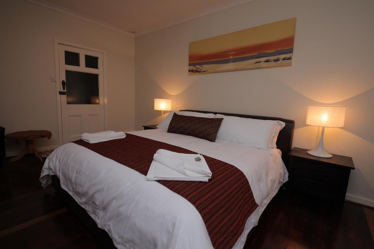 Bed & Breakfast Rothwood Homestays 4*