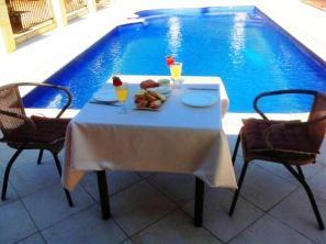 Bed & Breakfast Rothwood Homestays 4*