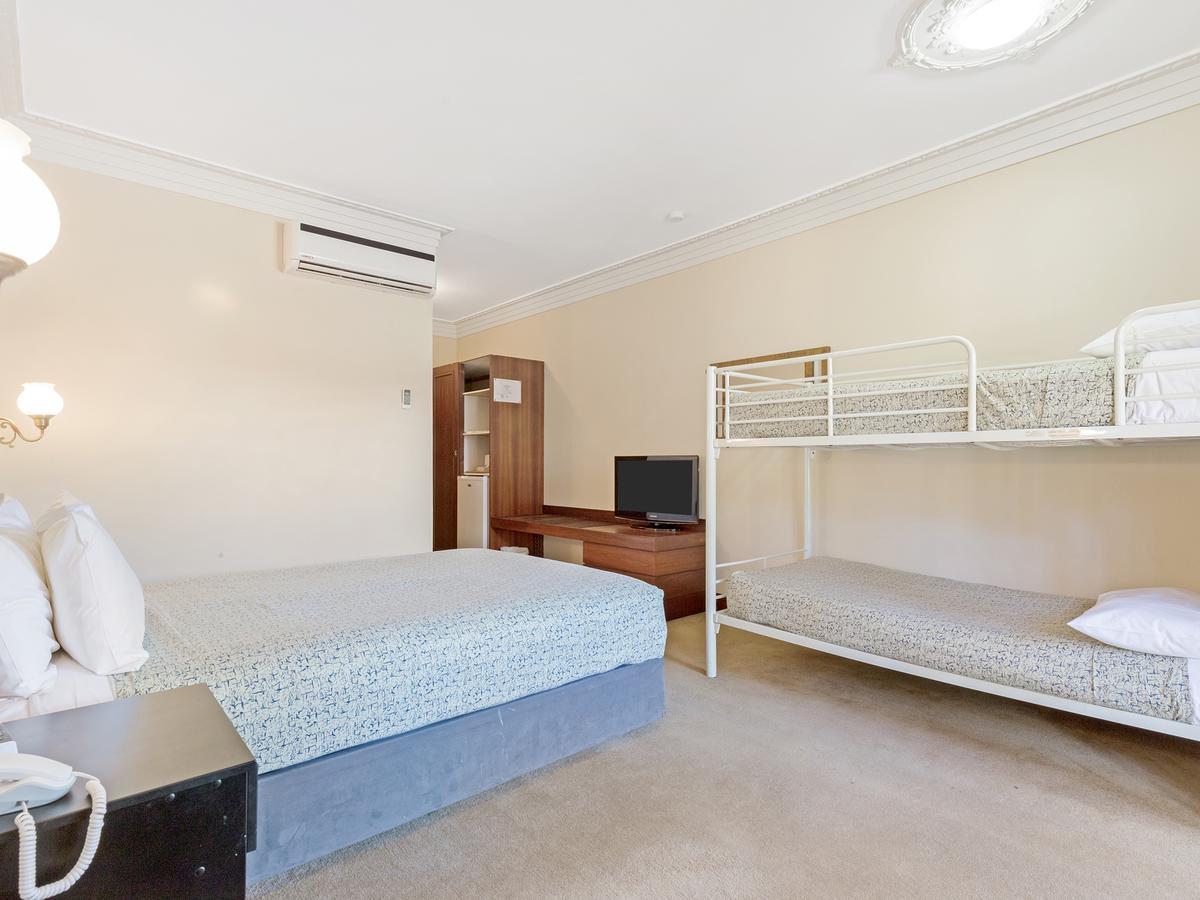 Heritage Country 3* Perth