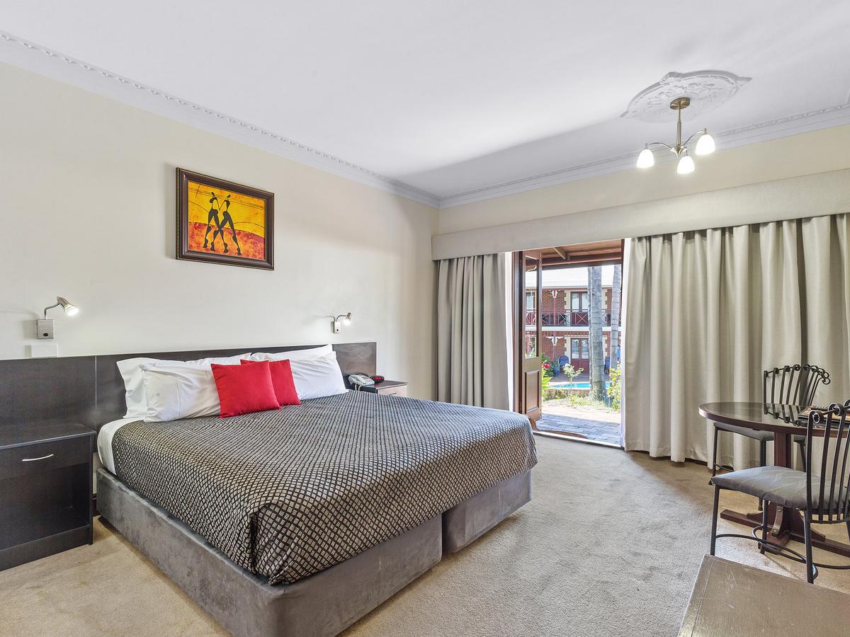 Heritage Country 3* Perth