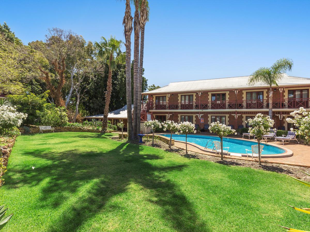 Motel Heritage Country 3*