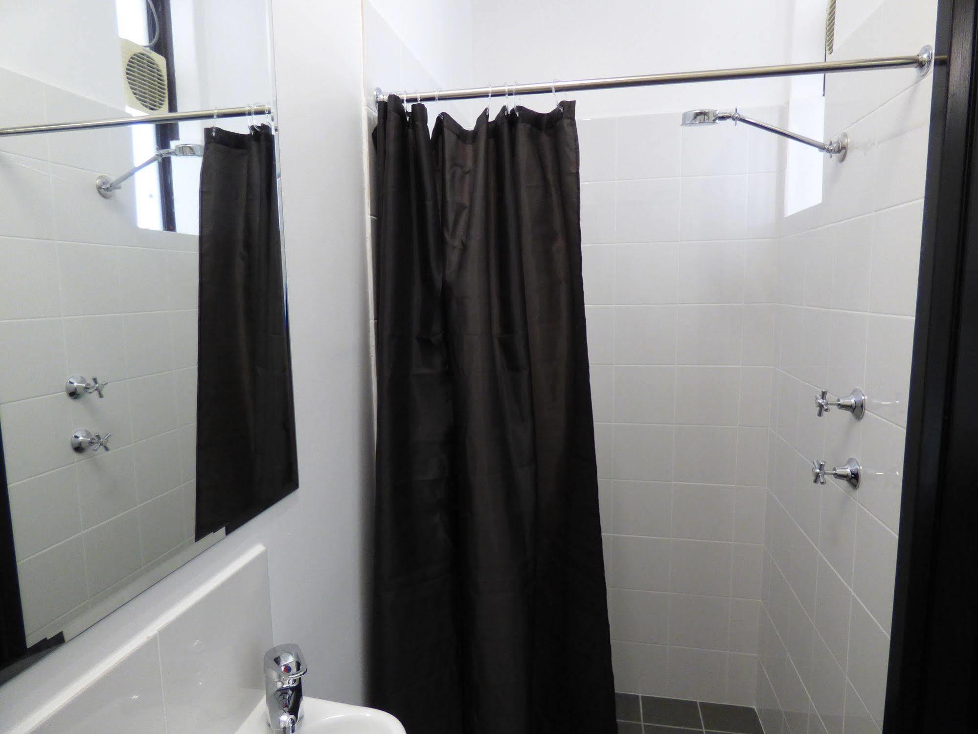 Billabong Backpackers Albergue