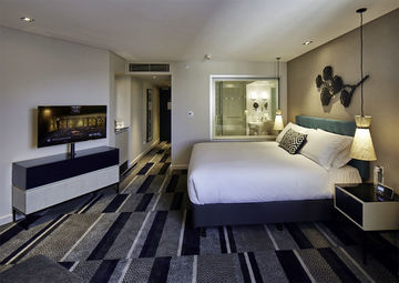 Crown Promenade 4* Perth