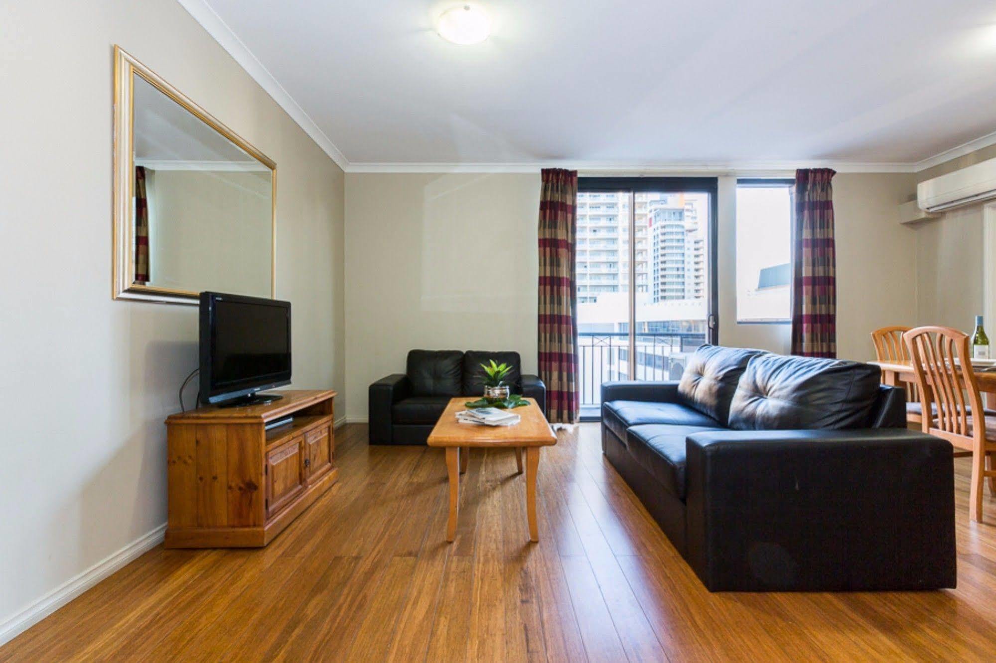 Mont Clare Boutique Aparthotel 4*