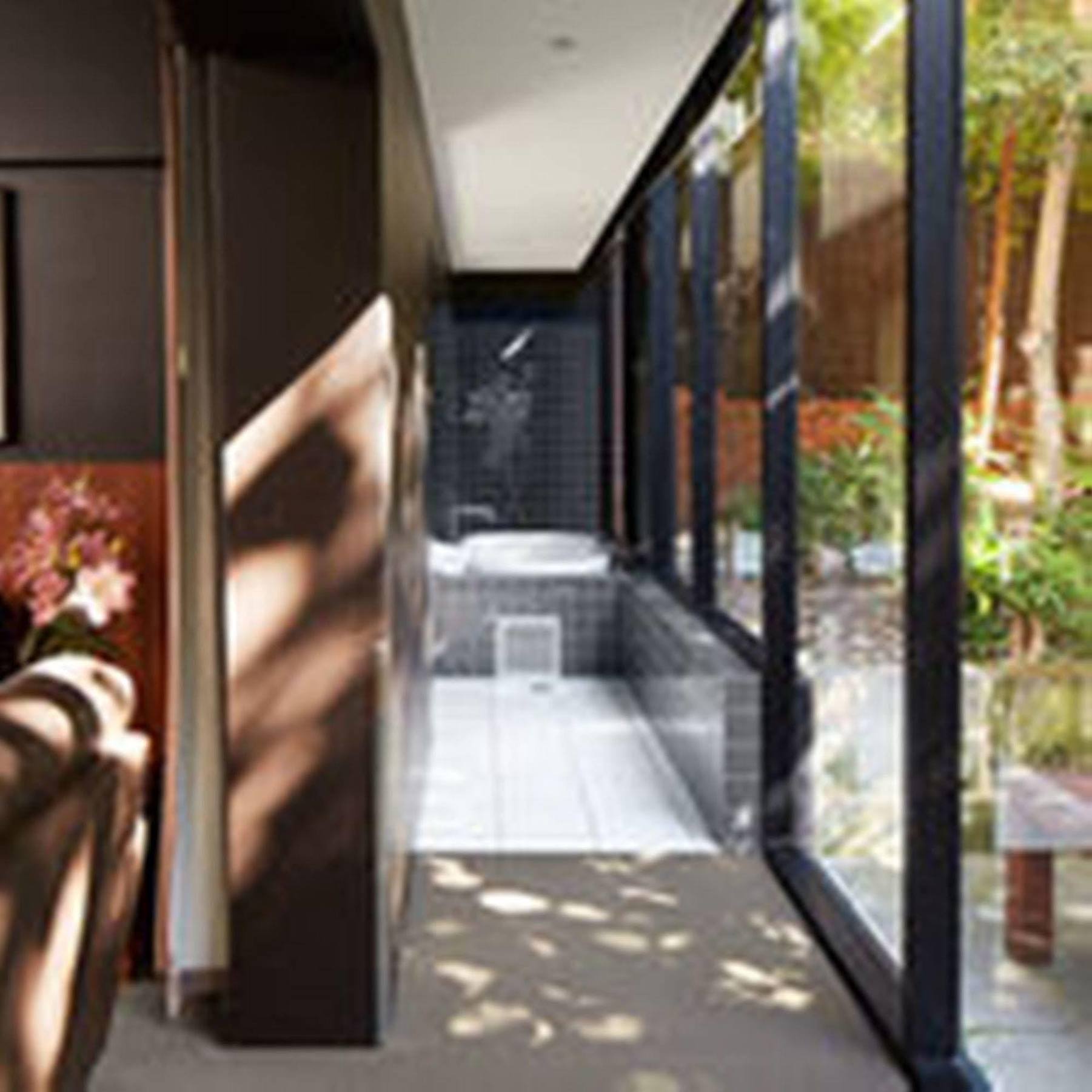 Riverview On Mount Street Aparthotel