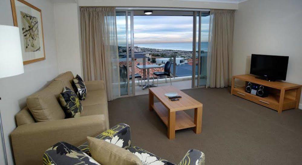 Quest Scarborough Aparthotel 4*
