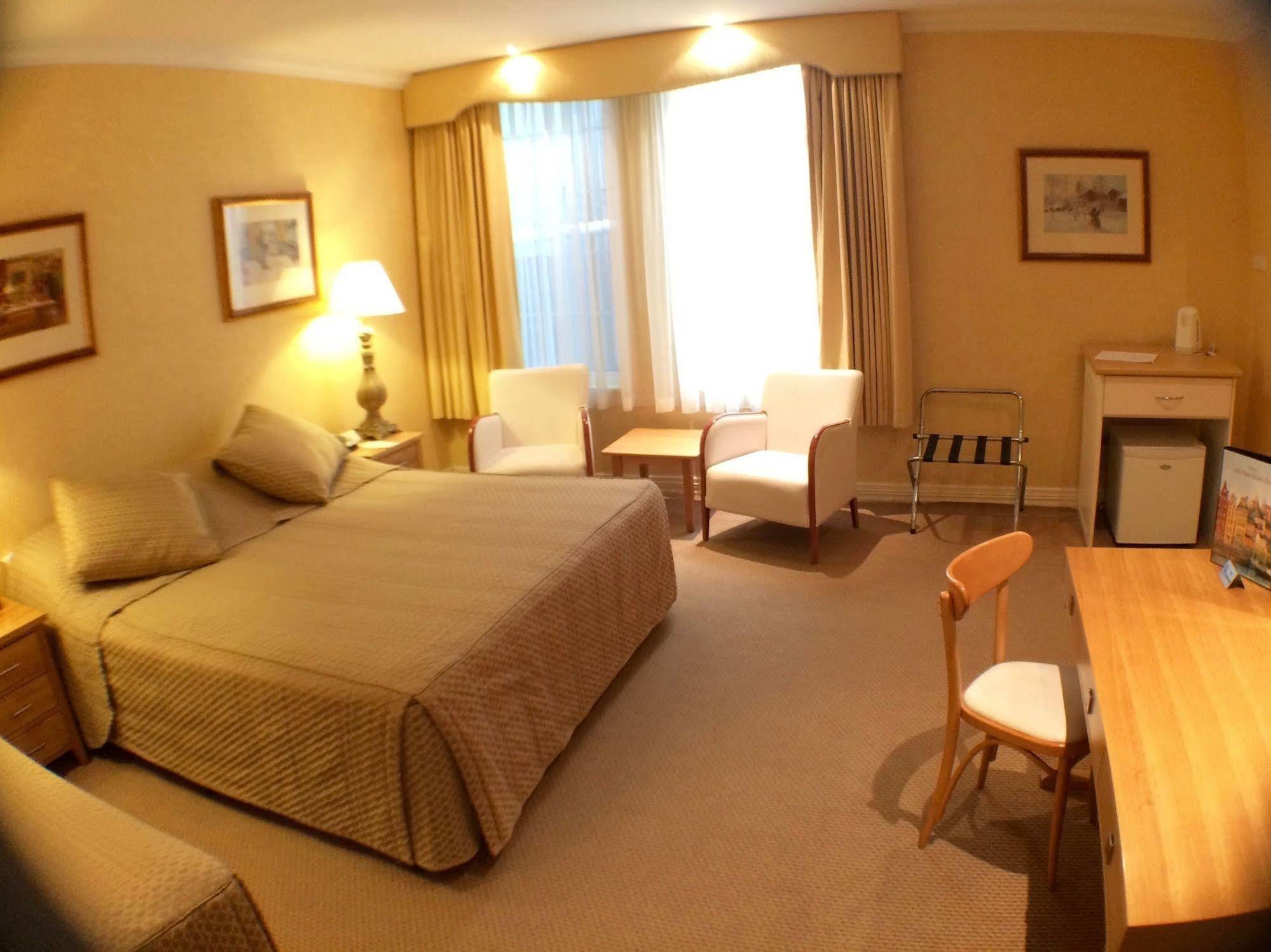 European 4* Perth