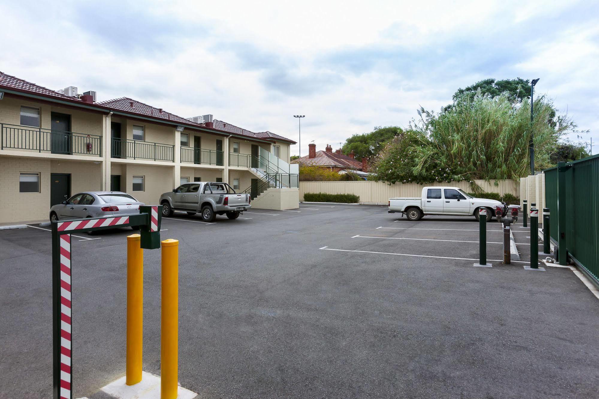 Hotel Quality Bayswater Perth