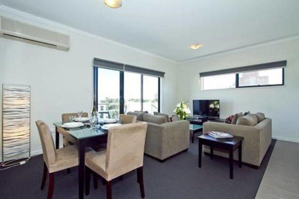 Quest On Rheola Perth