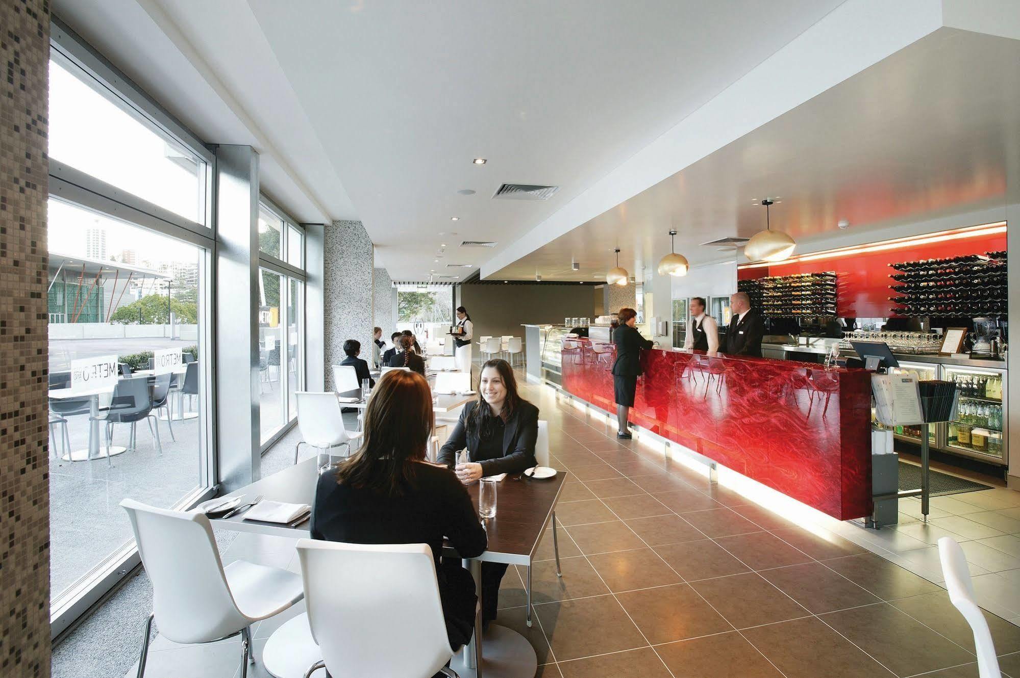 Aparthotel Adina