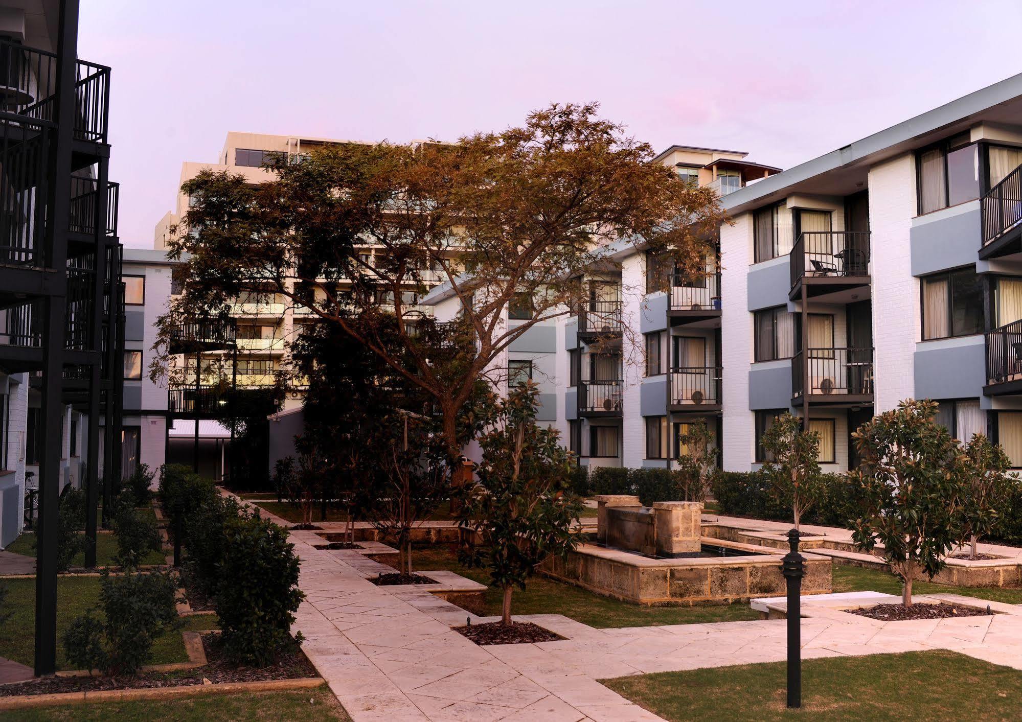 Aparthotel Lodestar Waterside Perth