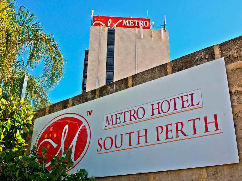 Hotel Metro 4*