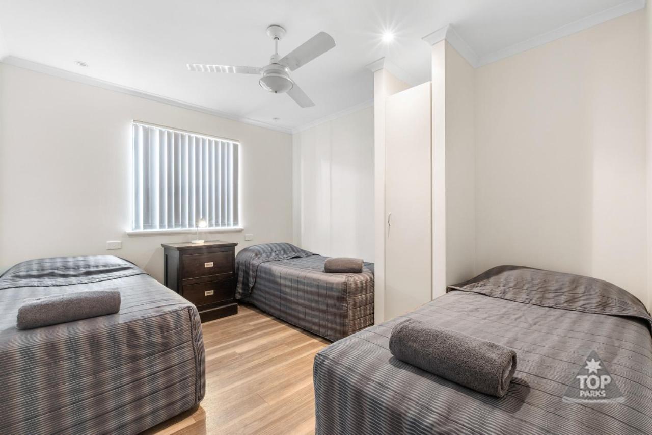 Central Caravan Park 3*