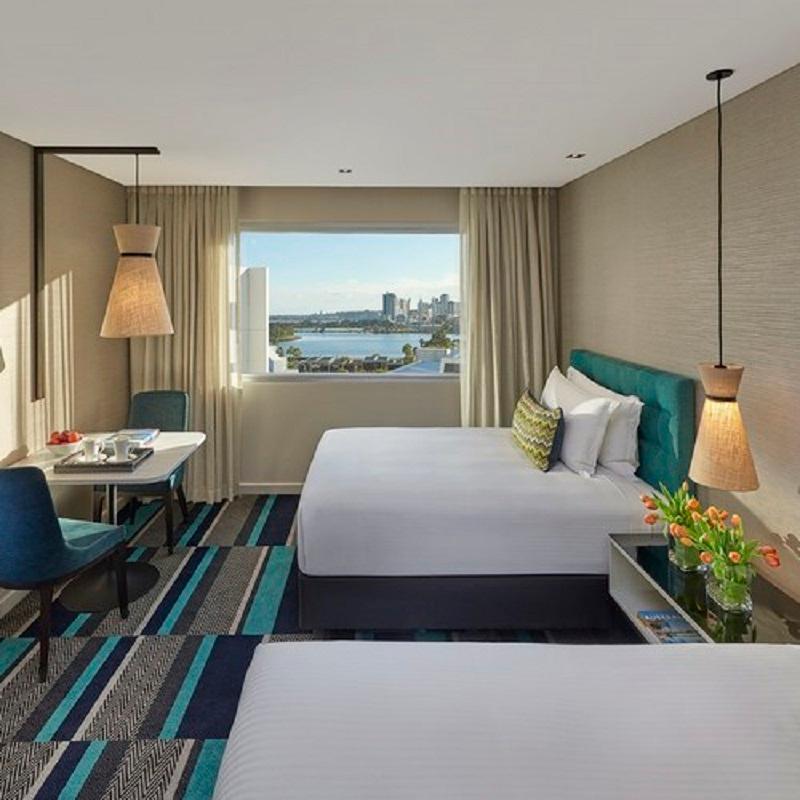 Hotel Crown Promenade 4*