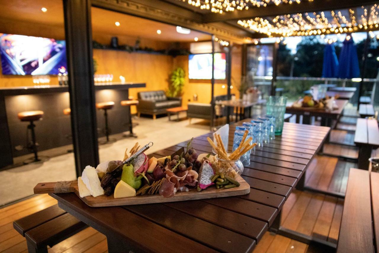 Resort Karrinyup Waters