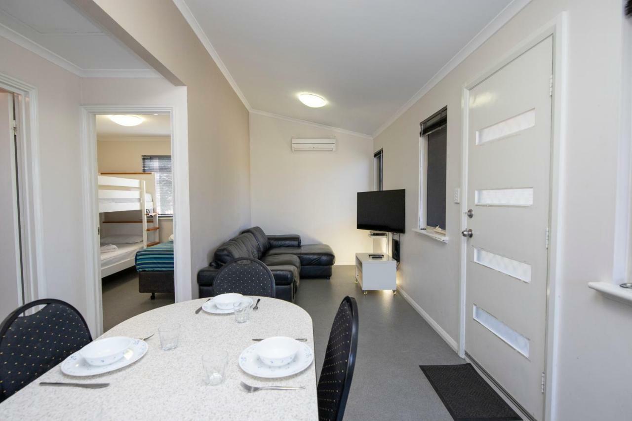 Resort Karrinyup Waters 3*
