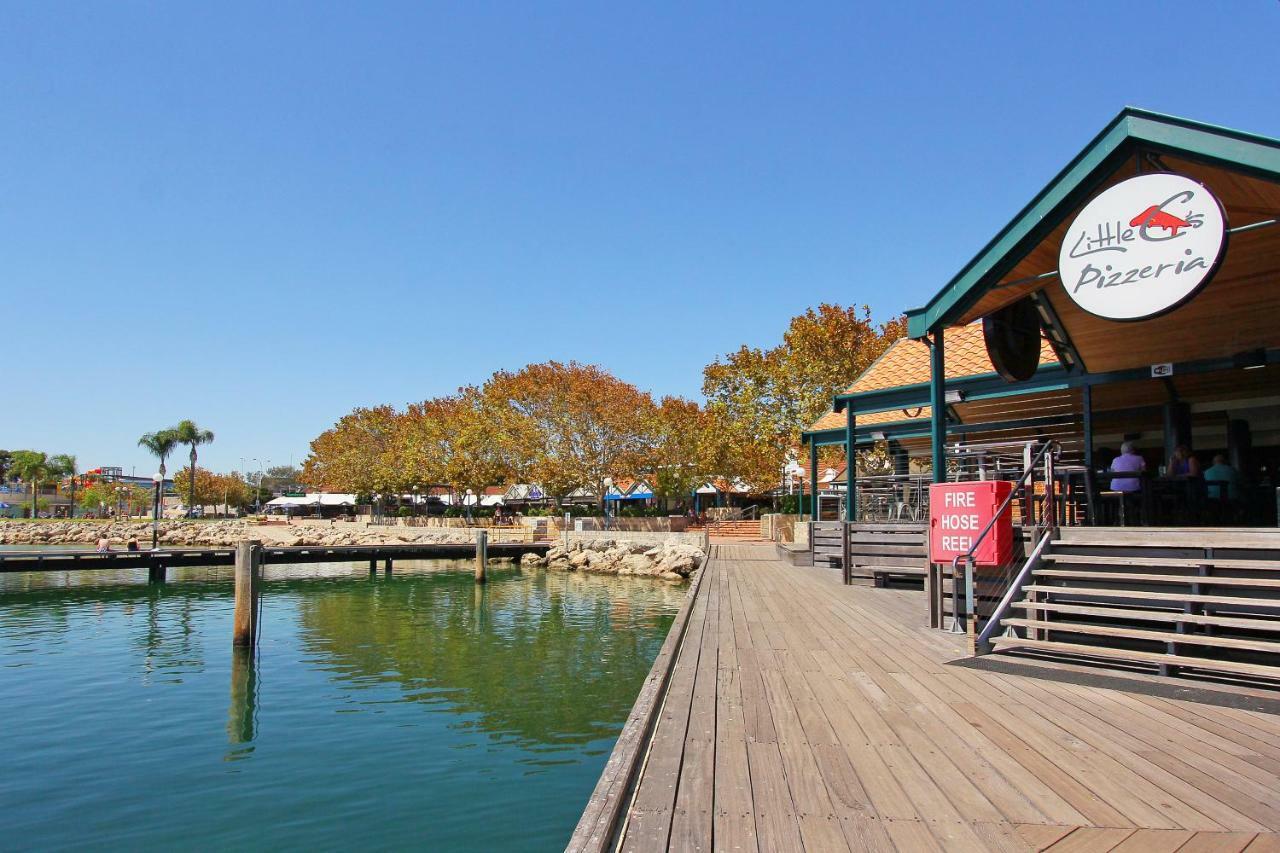 Hillarys Marina