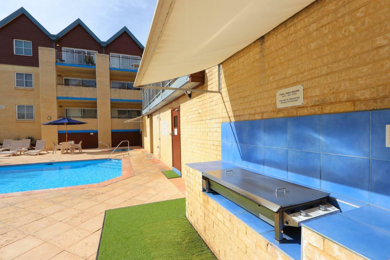 Hillarys Marina Apartment *