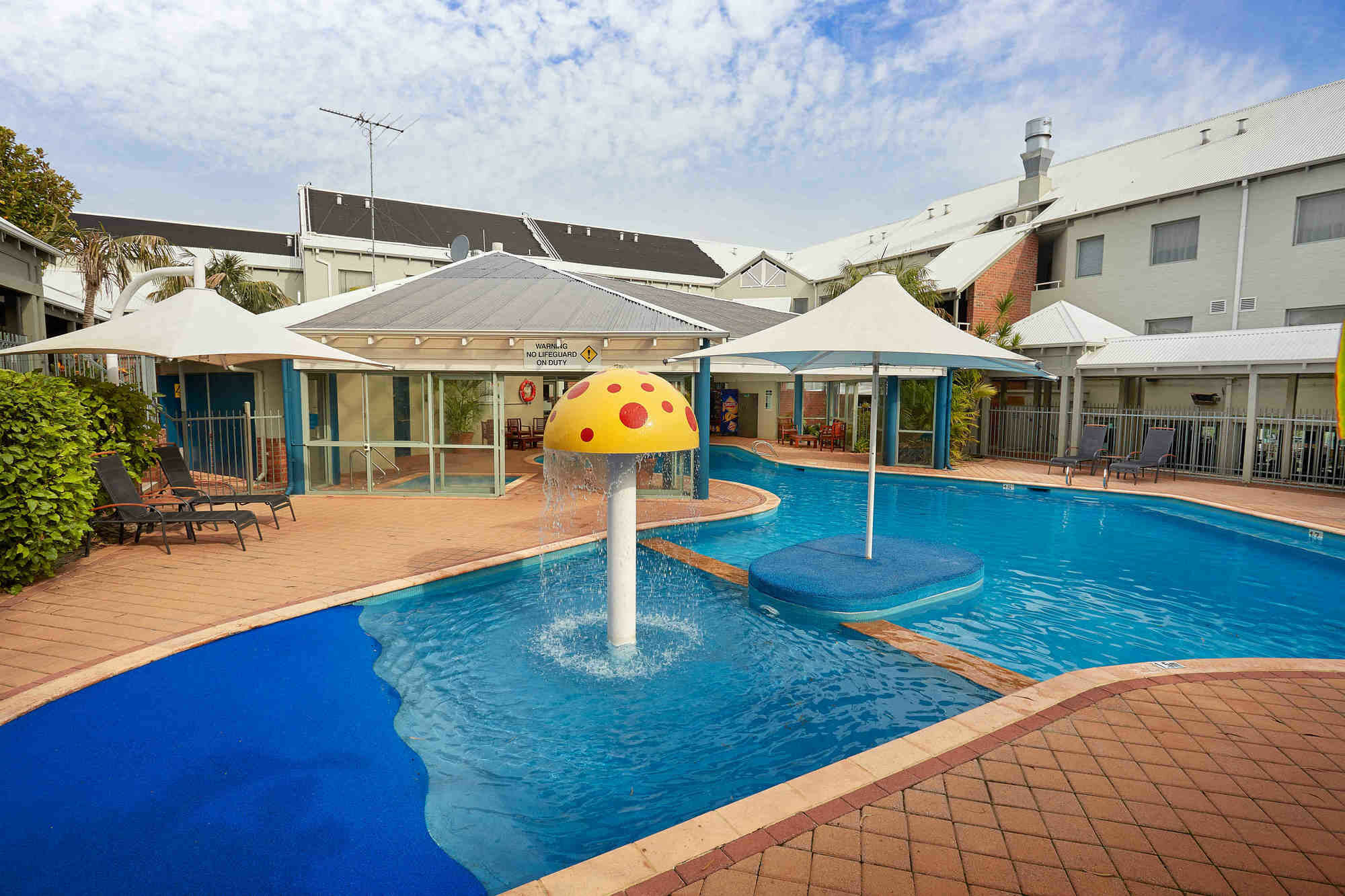Broadwater Aparthotel