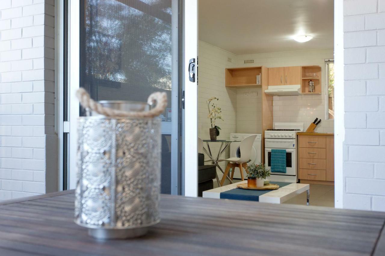 Apartment Hensman 5 - 1brm Unit With Courtyard & Parking