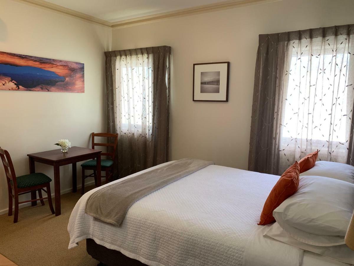 Guest house Guildford River Retreat 4*