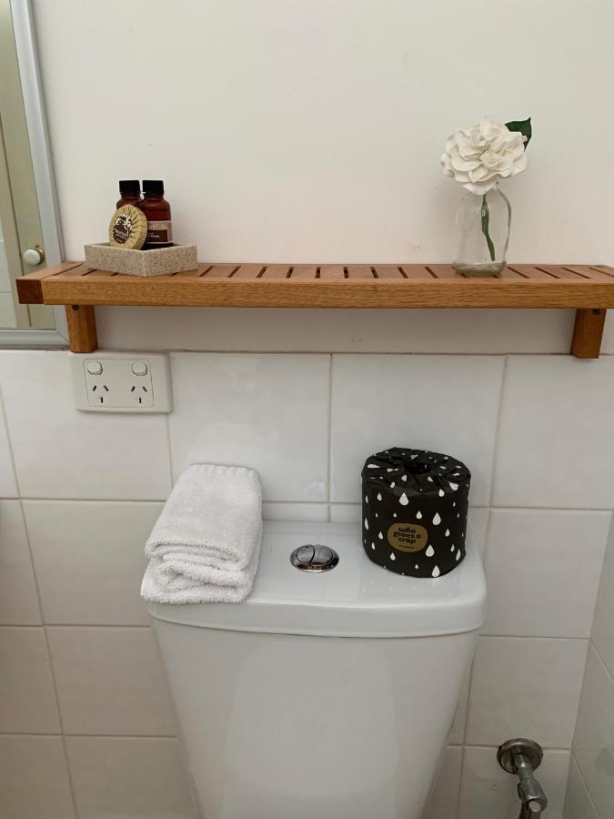 Guest house Guildford River Retreat