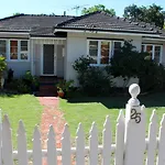 Cosy Cottage -3 Bedrooms Victoria Park