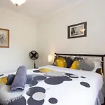 Cosy Cottage -3 Bedrooms Victoria Park