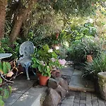 Airport Homestay