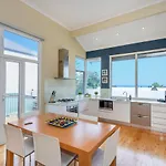 Scarborough Seaview Loft - Executive Escapes
