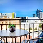 405 Charming Central Renovated Lift Sleep 4