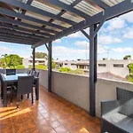 Como Mezzanine Retreat - Executive Escapes