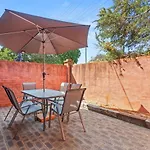 6 Tranquil Leafygreen Scarbbeach Townhse