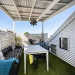 Scarborough Hilltop Apartment - Executive Escapes