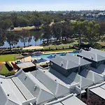 507 High Heaven Breathtaking Views, Pool, Parking