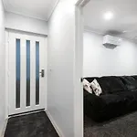 12 Streeton Promenade