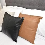 2Bed2Bath Apartment Close To Airport/City