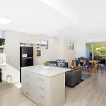 134 North Perth Nest For 4 Parking